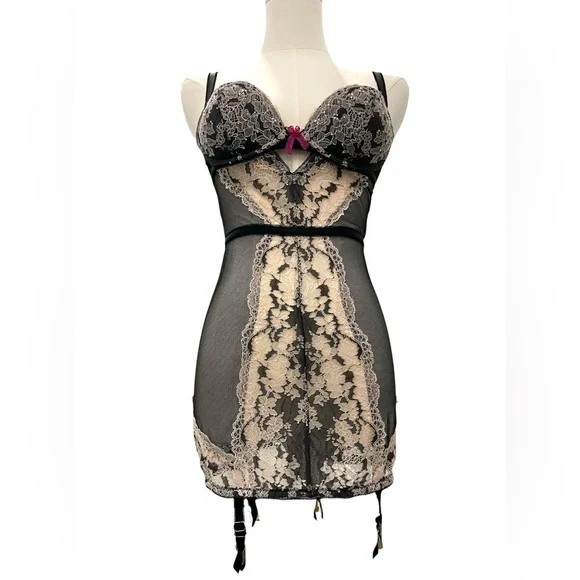 Y2K Victoria’s Secret Sexy Bustier Garter Slip Lace Mesh Lingerie Rhinestones - Picture 3 of 7